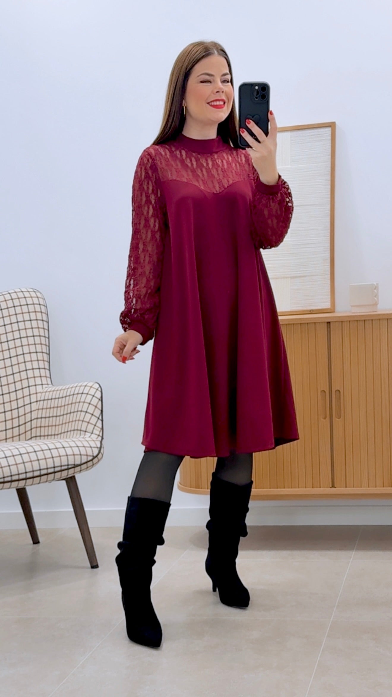 VESTIDO CALADO