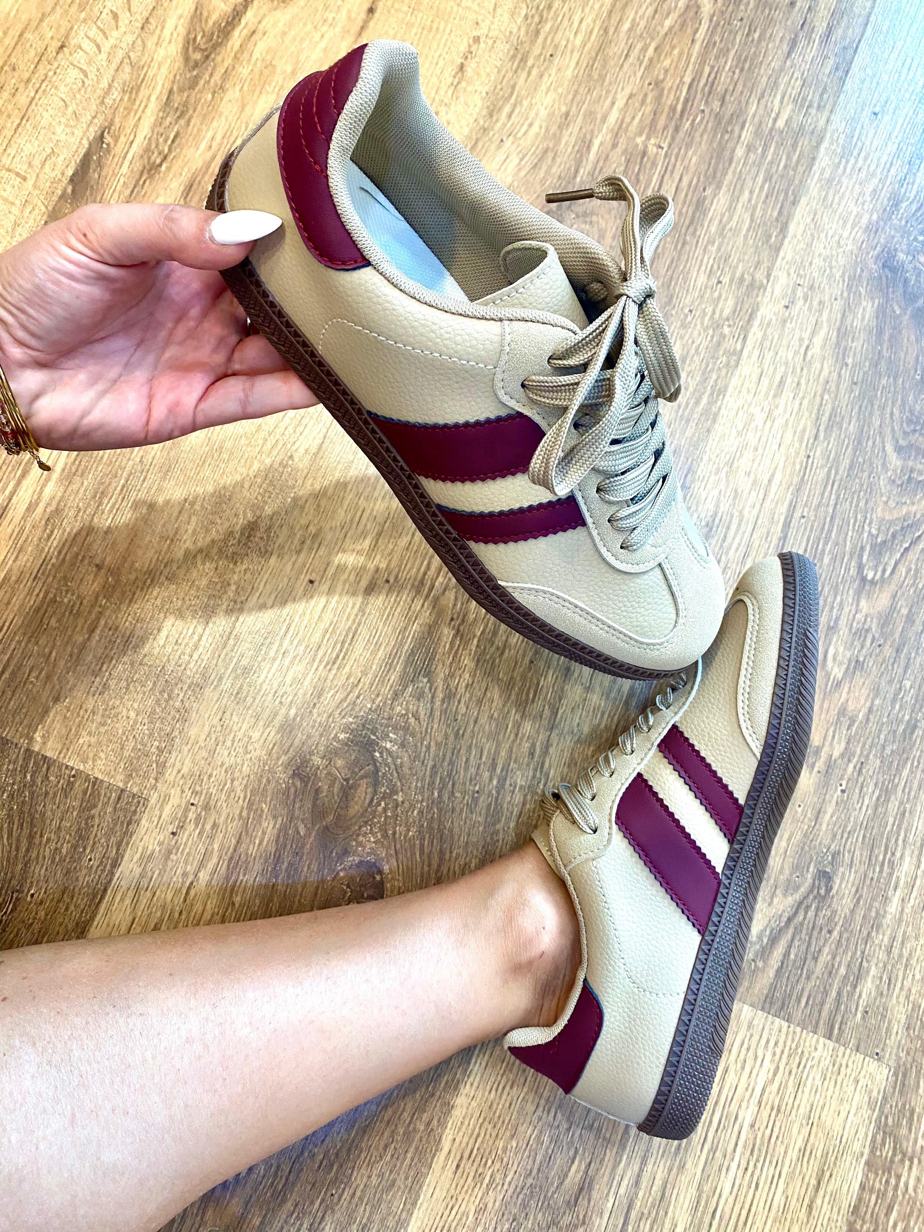 ZAPATILLA RAYA WINE